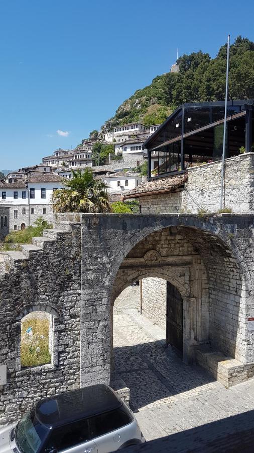 White Villa Berat Exterior photo